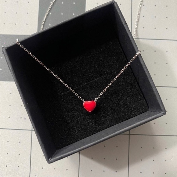 Jewelry - Dainty 925 Sterling Silver Red black Heart Necklace